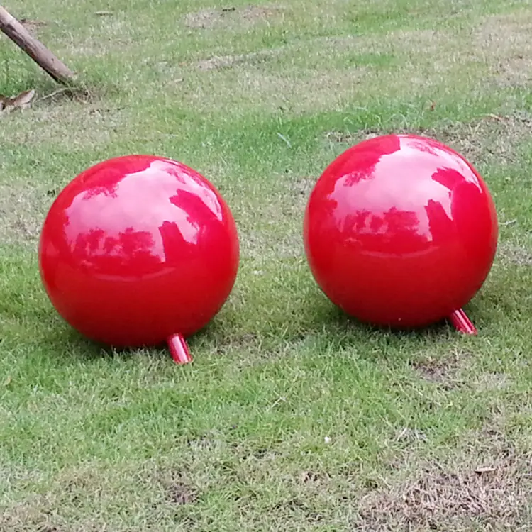 Stainless steel coloured ball