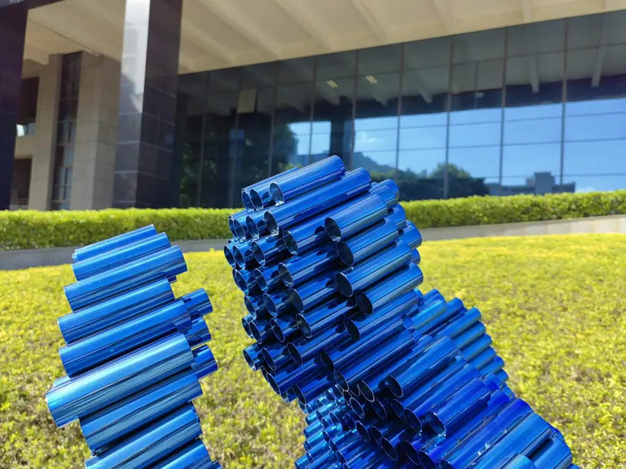 Blue Movement Sculpture (6)