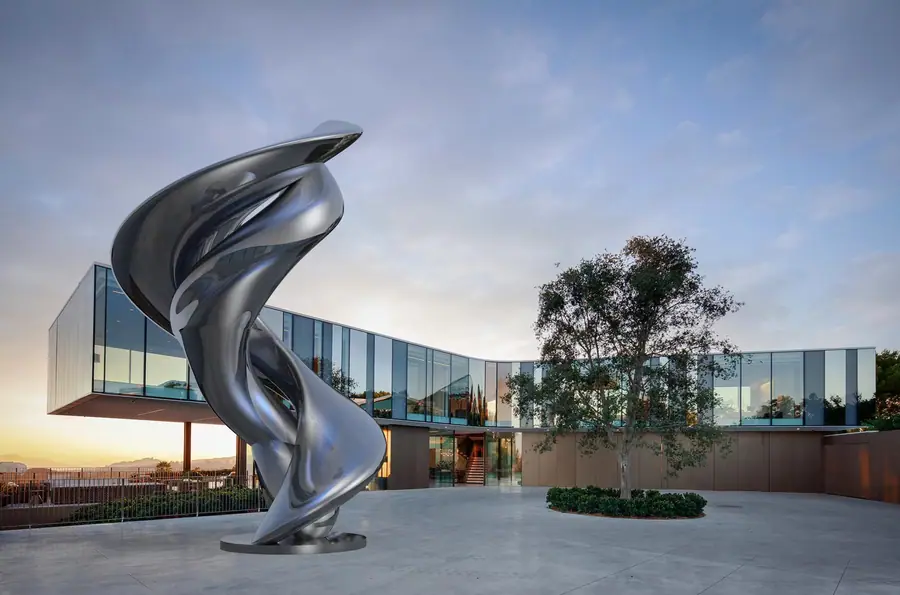 Revealing the secret of finding a stainless steel sculpture factory