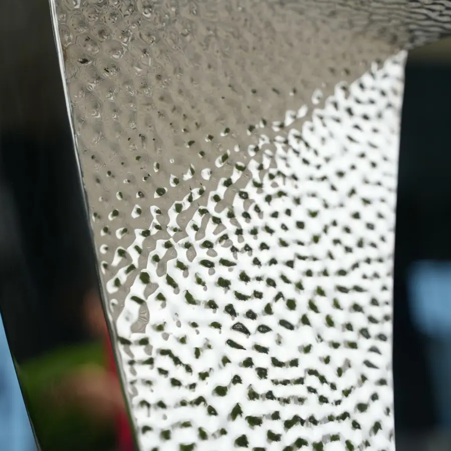 stainless steel triangle sculpture (1)