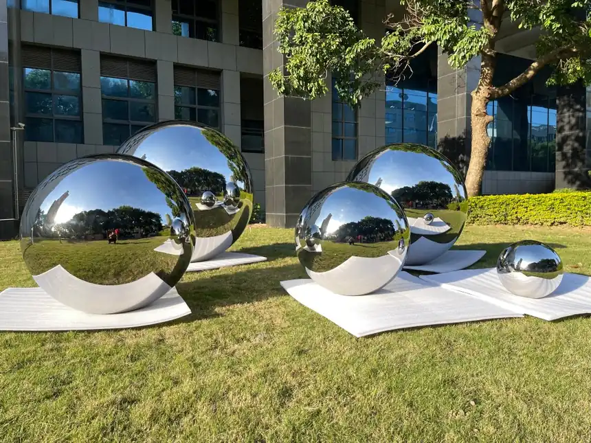 1.5m mirror sphere