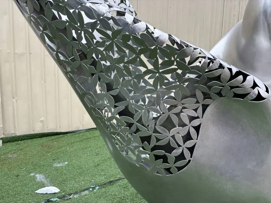 منحوتة الشريط