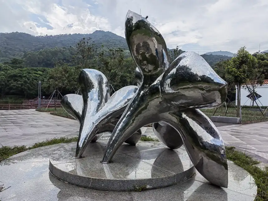 Magnolia flower sculpture