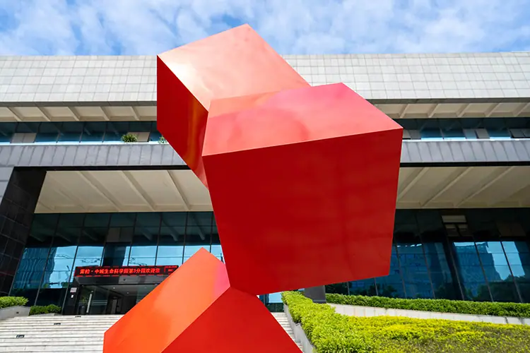 Stainless steel public art. Original products, high-end customization. Exquisite quality and meticulous service. Your dream, our creation.