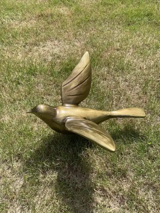 Dove Sculpture