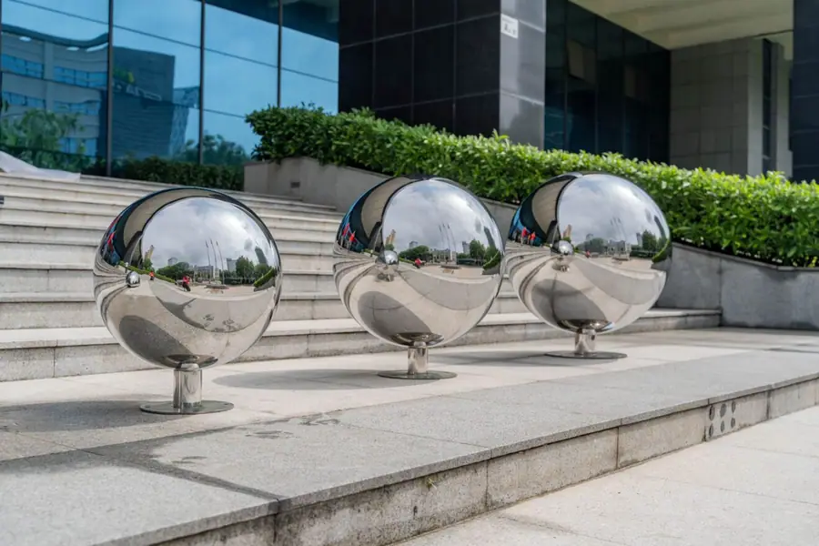 Stainless steel small sphere