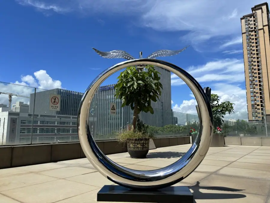 Modern Art Sculpture