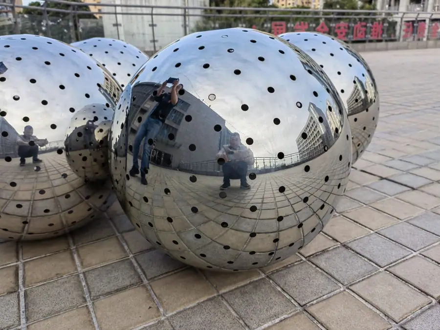 304 stainless steel open hole sphere