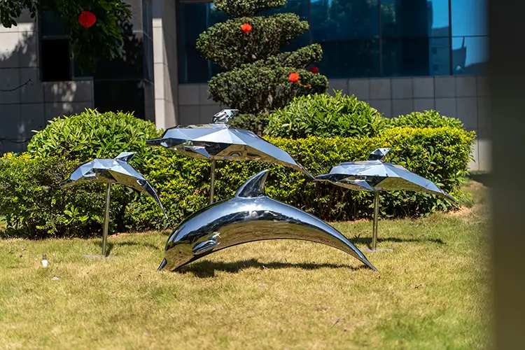 dolphin