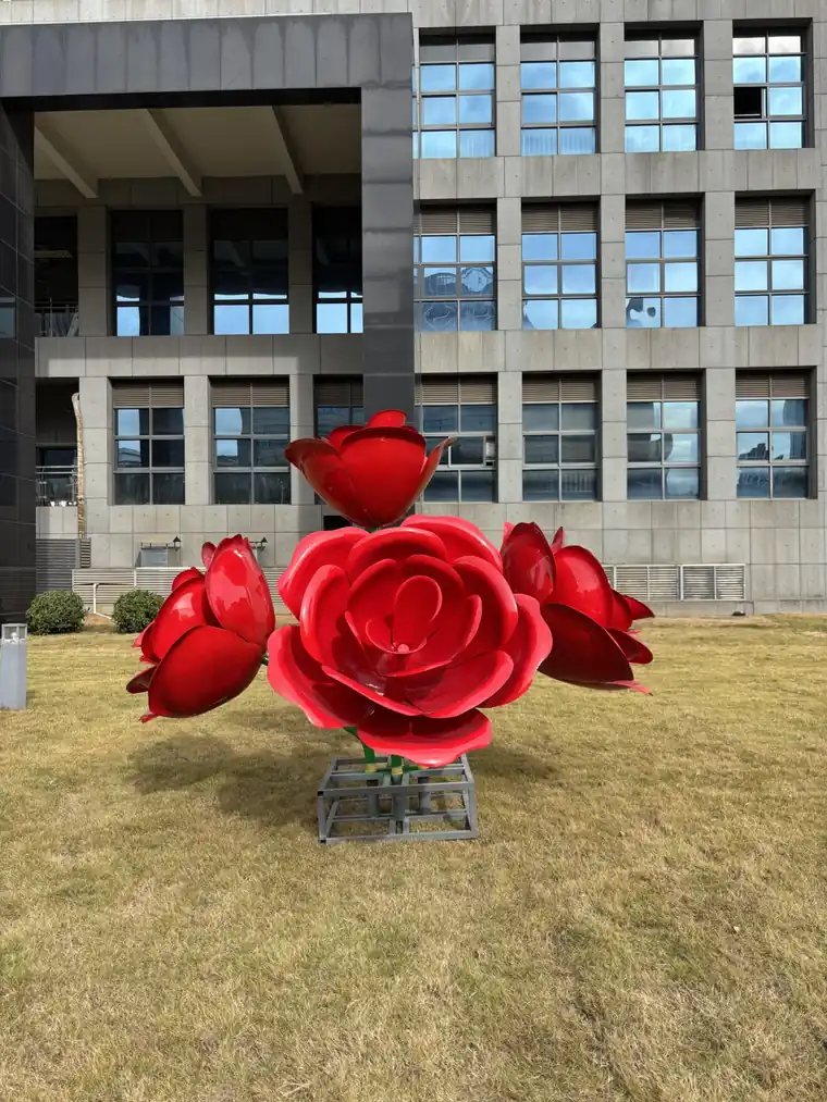 giant rose sculpture