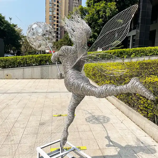 Dandelion Fairy. Original products, high-end customization. Exquisite quality and meticulous service. Your dream, our creation.
