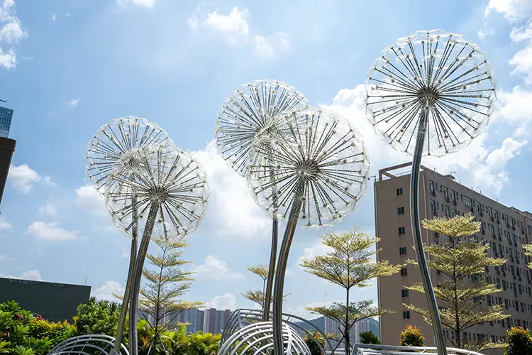 Stainless steel dandelion sculpture