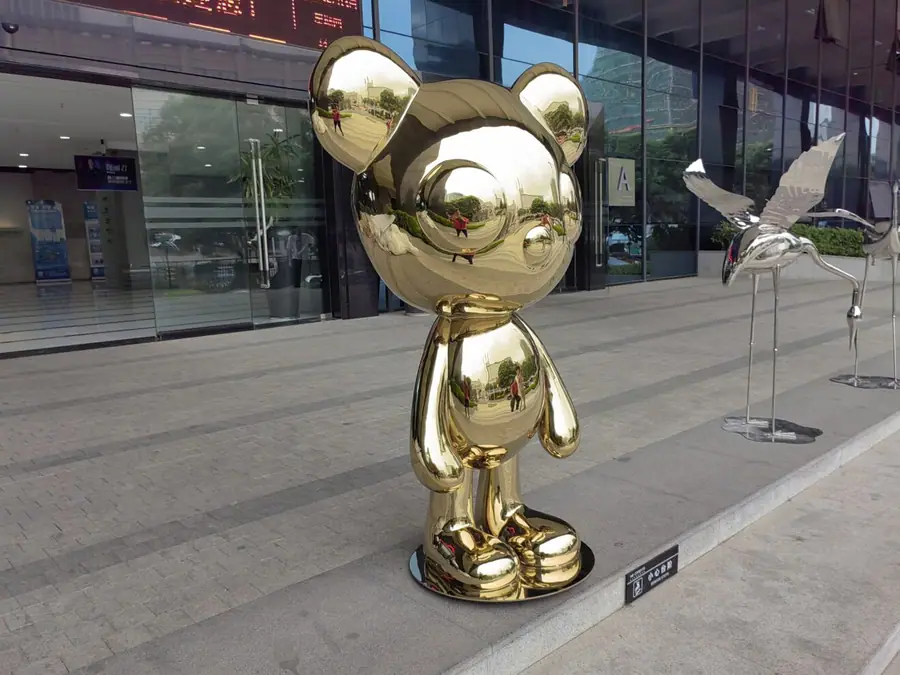 Stainless steel bear sculpture, professional customization of stainless steel sculptures (14)
