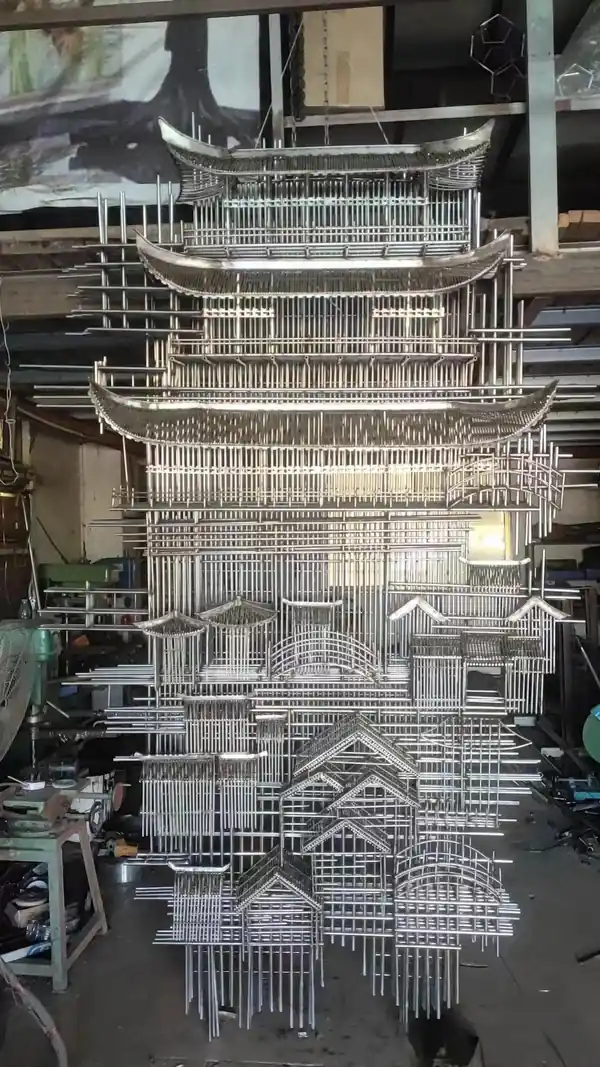 Modern Metal Wall Decoration