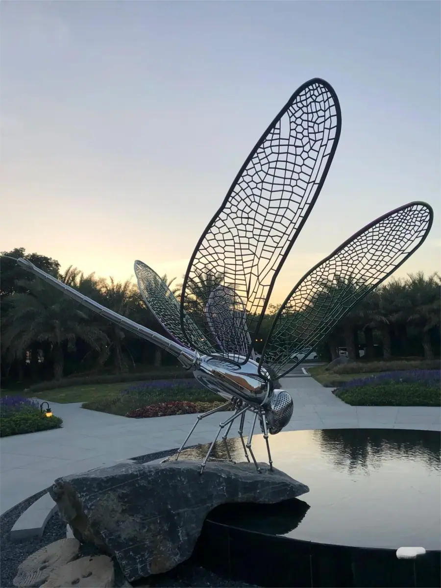 Dragonfly Sculpture