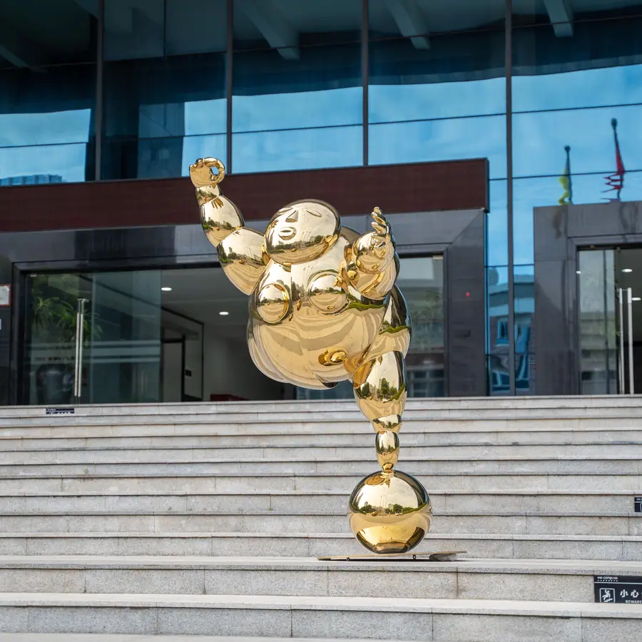The charm of stainless steel abstract outdoor sculpture