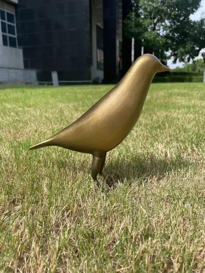 Dove Sculpture