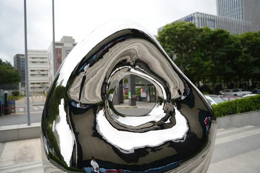 Oval sculpture