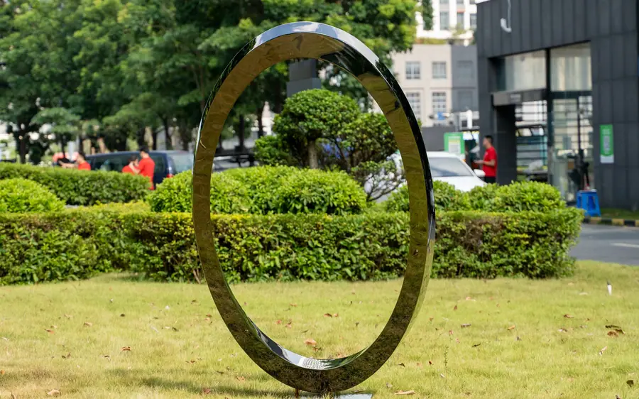 Customized high-end stainless steel sculptures, look for Maoping, the perfect combination of art and craftsmanship
