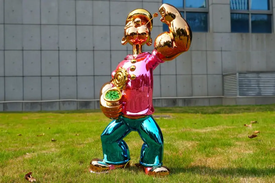 Popeye sculpture