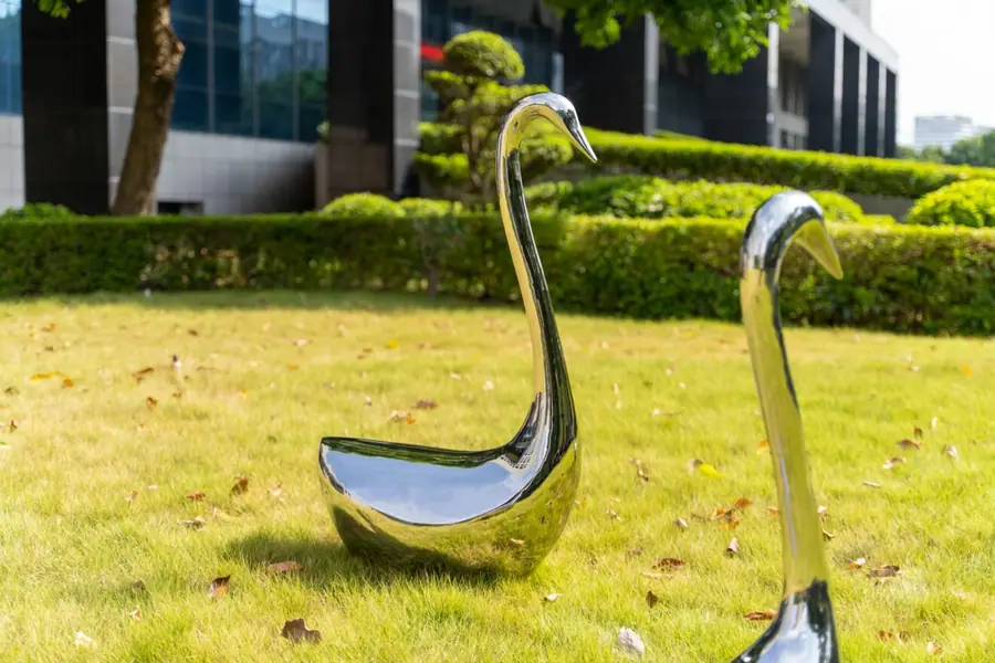 Stainless steel swan sculpture