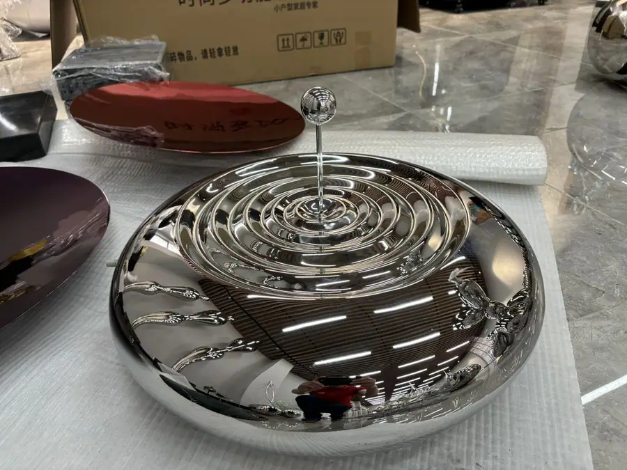 Stainless steel art sculpture