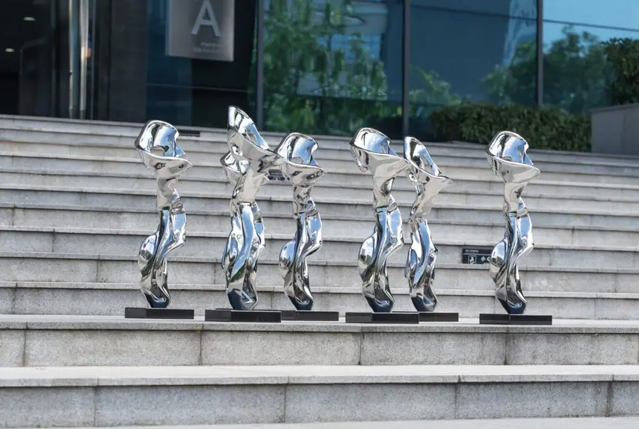 abstract sculpture ornaments