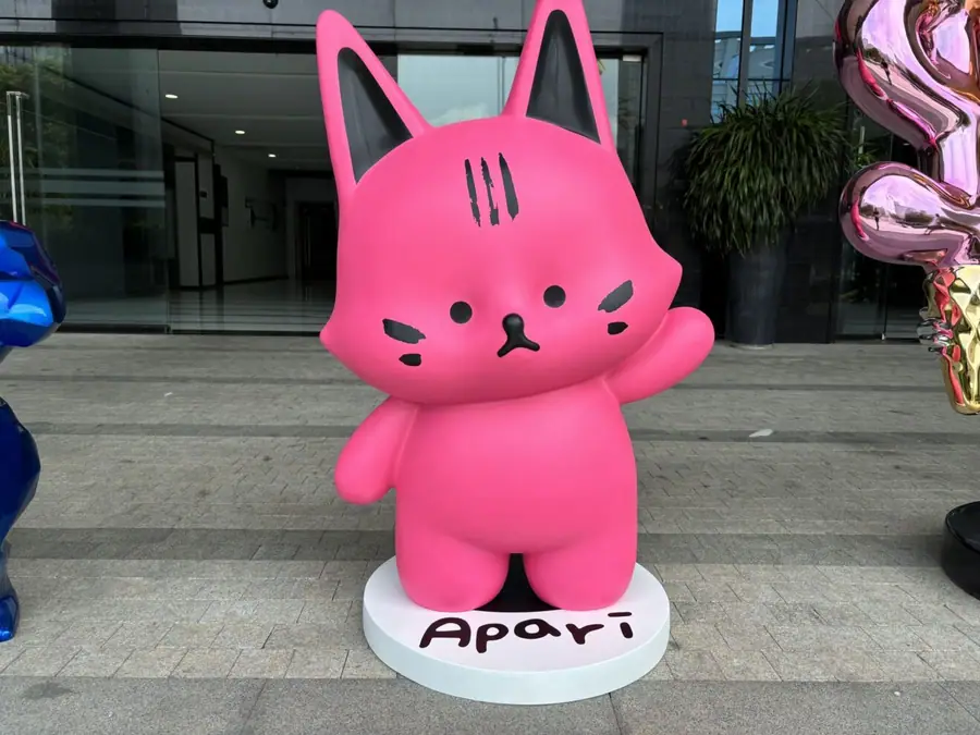 Fiberglass steel sculpture artwork