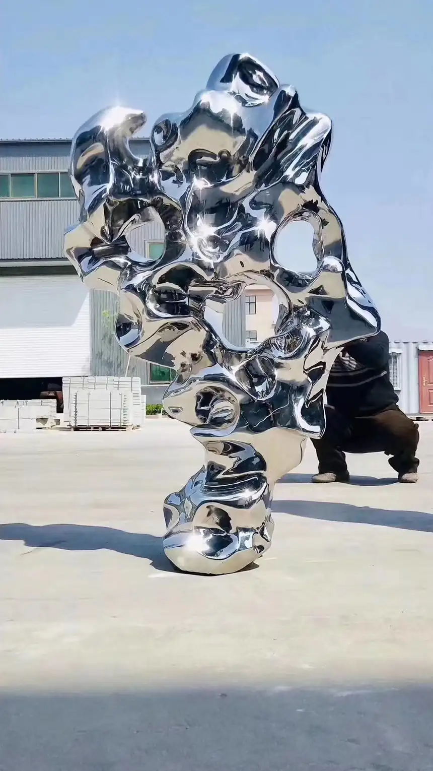stainless steel Taihu stone sculptures (6)