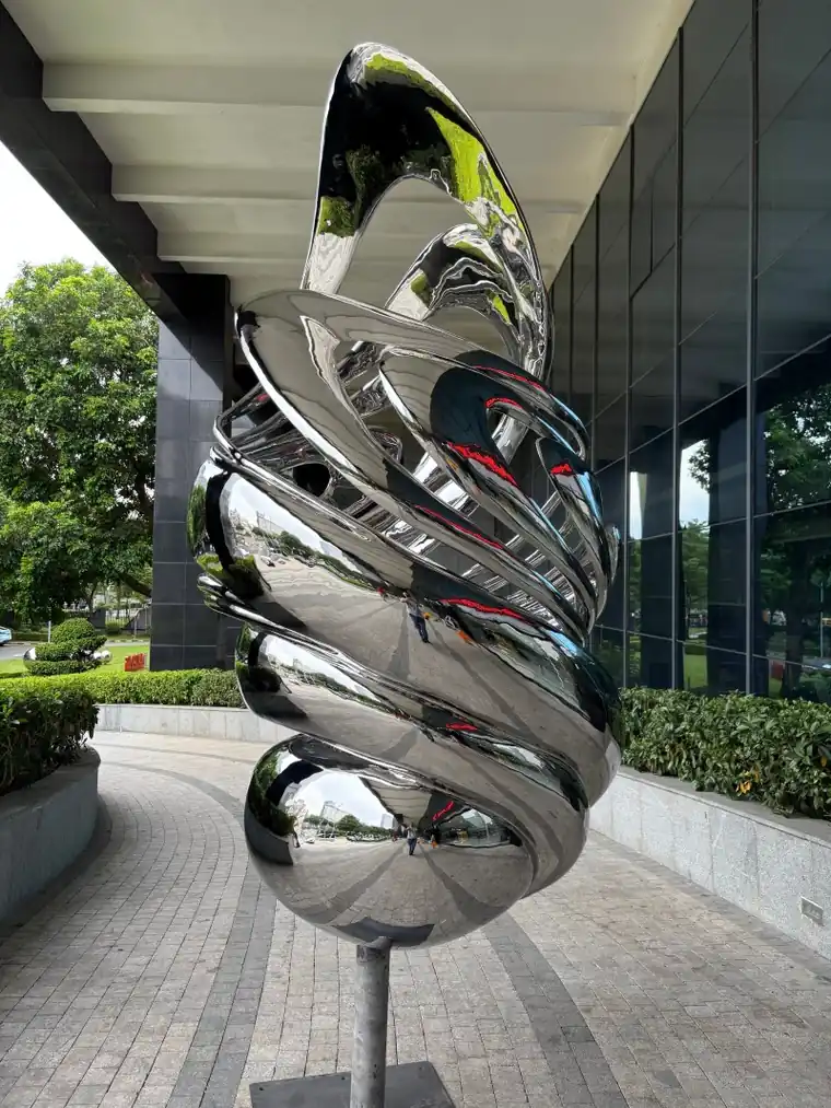 stainless steel outdoor sculpture