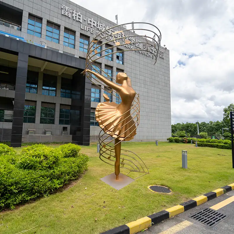 Sculpture customization services. Create exquisite stainless steel to suit your unique taste. High-end customization, quality and service coexist.