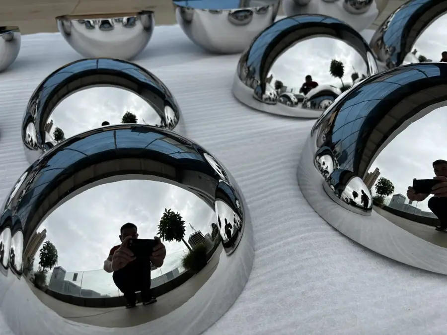 304 stainless steel hemisphere sculpture