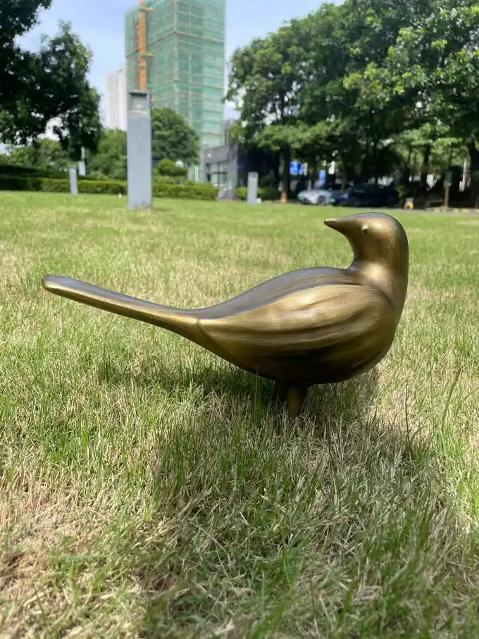 Dove Sculpture