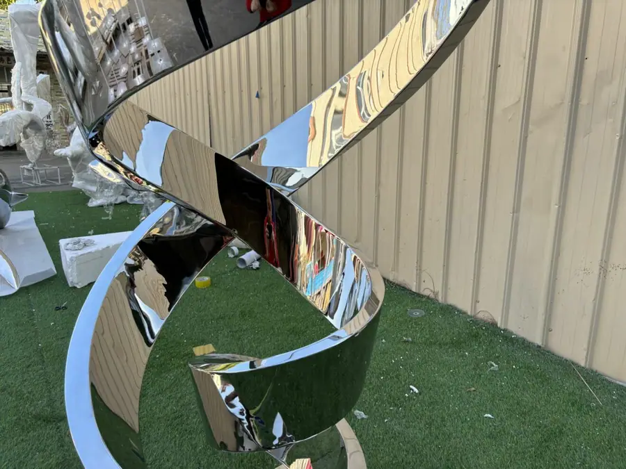 Stainless steel ribbon sculpture