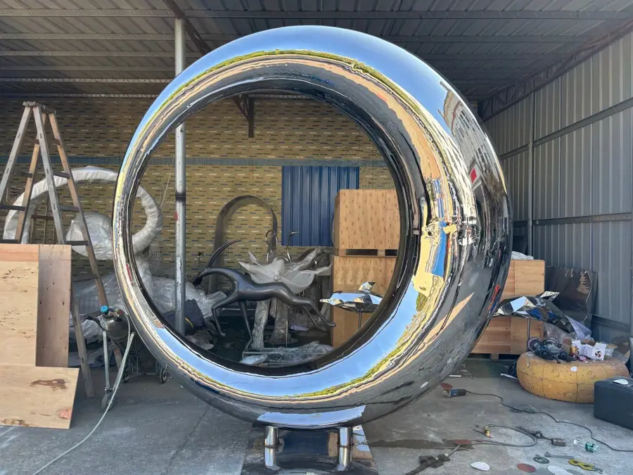 Modern Stainless Steel Art Sculpture