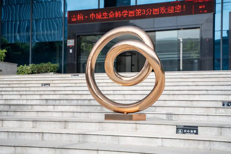 Outdoor stainless steel abstract sculpture