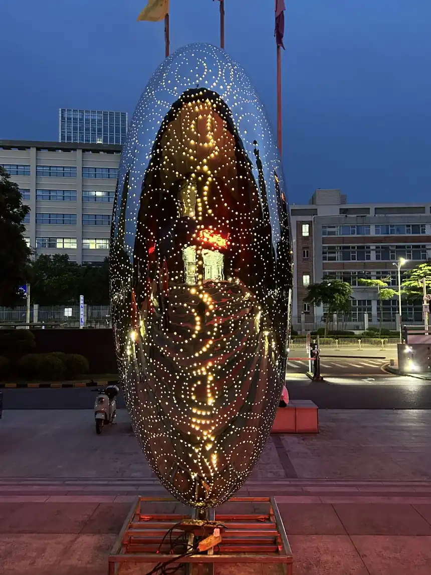 Oval Art Installation