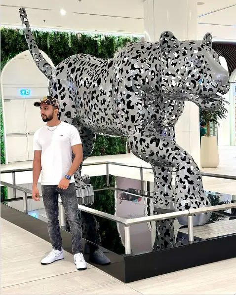 Customized metal sculpture design: ideal for creating unique artwork