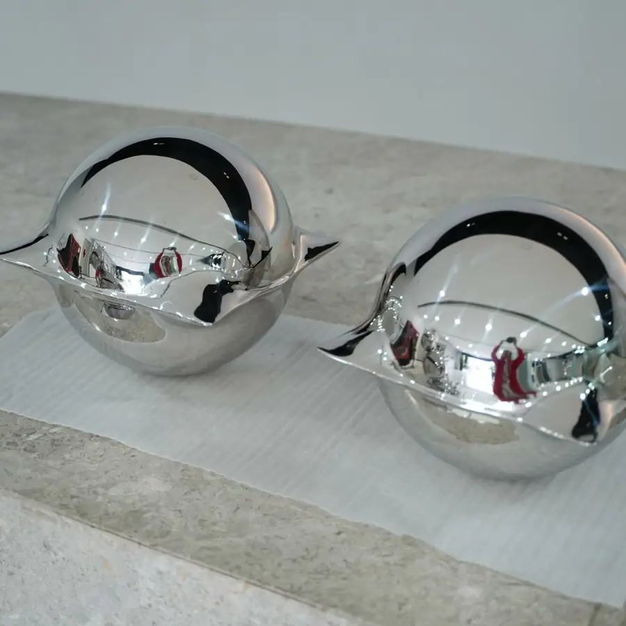 Stainless steel inflatable spherical sculpture