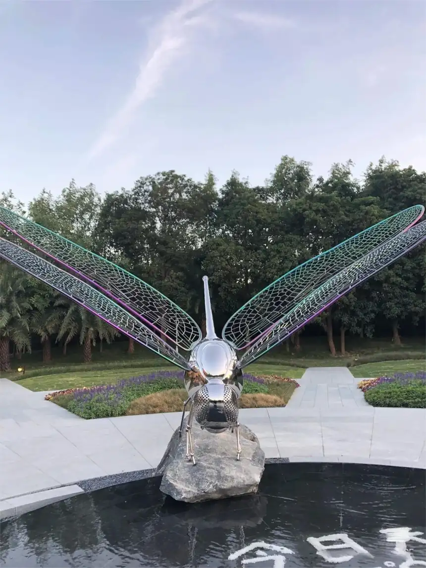 Dragonfly Sculpture