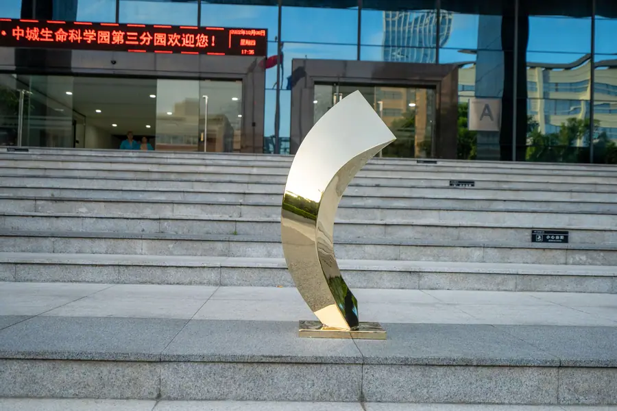 Public art decoration: the soul and charm of urban space