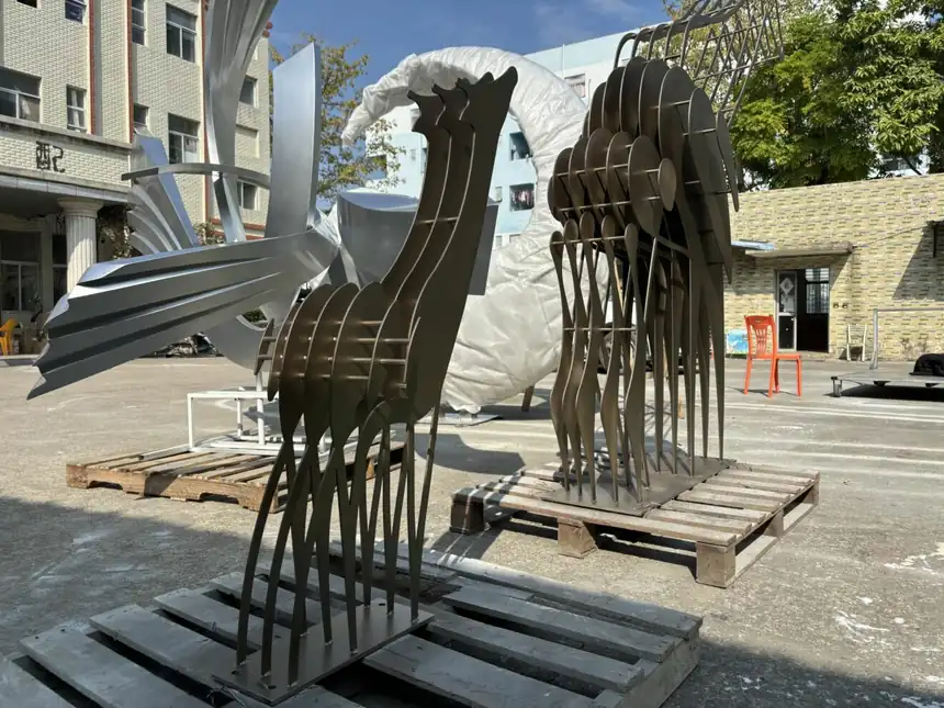 abstract giraffe