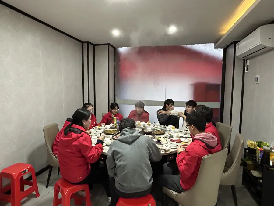 Maoping Sculpture Co., Ltd. held a lively year-end dinner and tea party on January 28, 2024.
