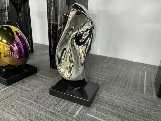 Stainless steel home ornaments: the new favorite of modern home