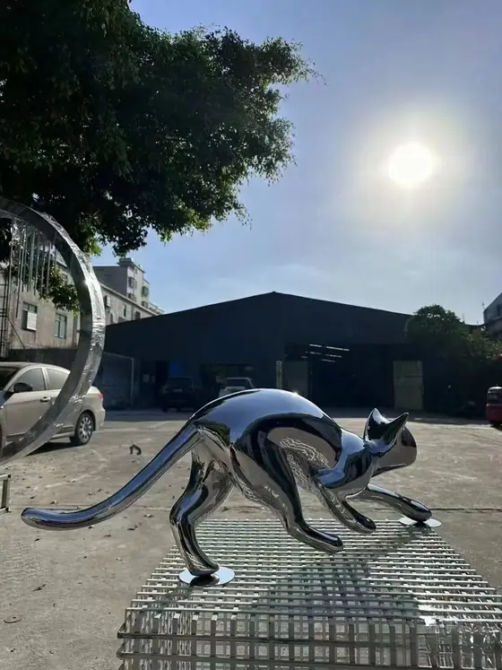Exquisite cat sculpture series: light up your living space!