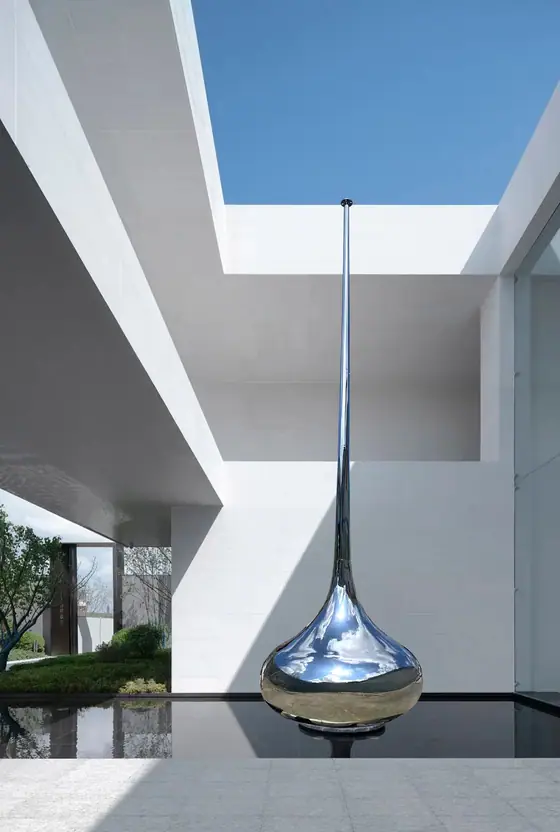 SS 304 Outdoor Large Metal Art Installation