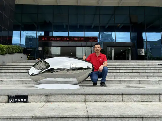 Stainless Steel Mirrored Boulders