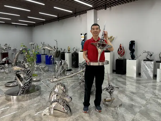 Welcome to our stainless steel sculpture showroom!