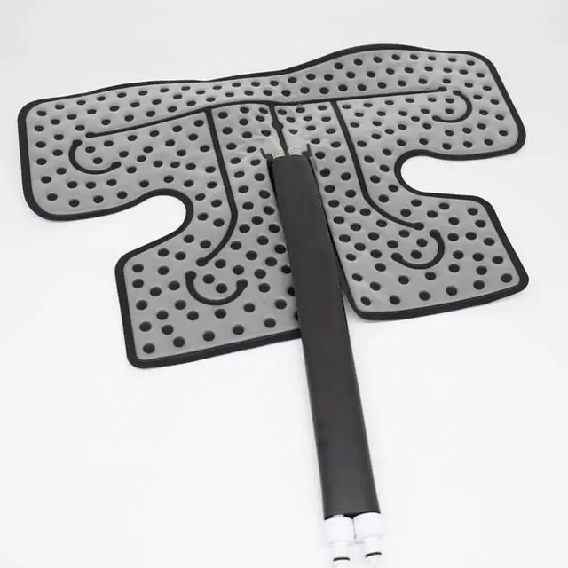 Cold therapy device with insulated cooler and circulation tubing