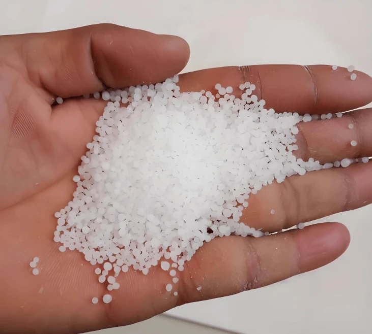 Urea powder supplied in 25 kg export bags